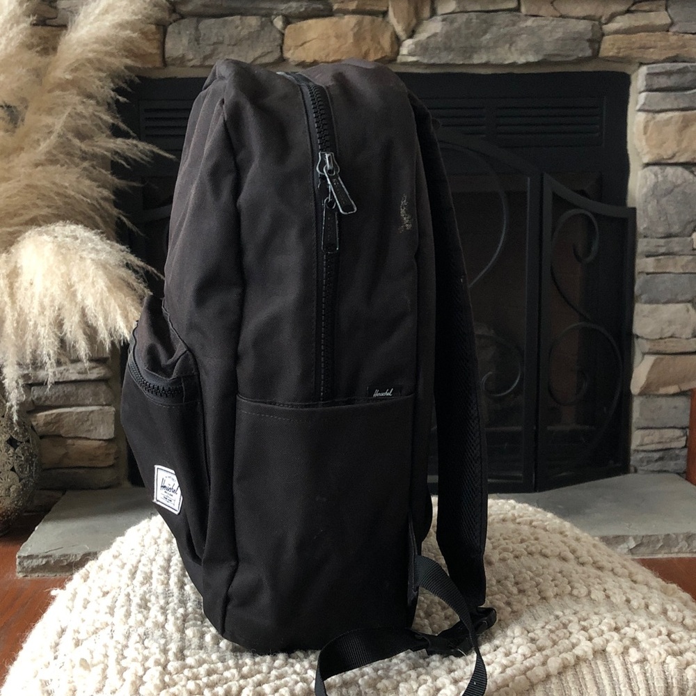 Herschel Supply Co.  Settlement Backpack | Diaper Bag - 24L - Picture 6 of 12